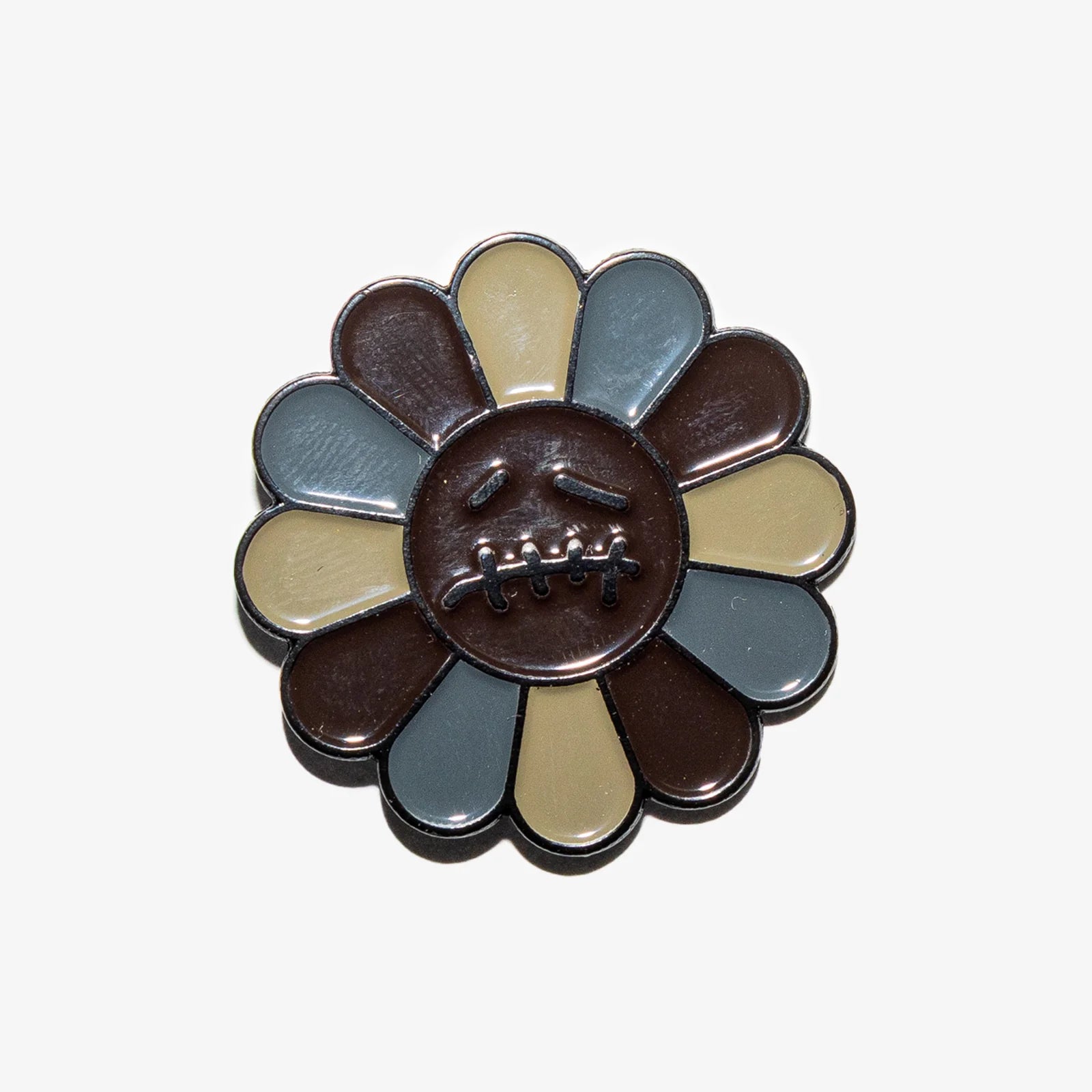 “HIDDEN” MURATRAVIS PIN